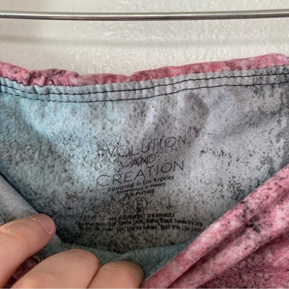 Evolution and Creation Pink Teal Elephant Print Active Wear Leggings Size S - Picture 2 of 6